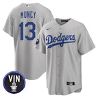 Alternate / Max Muncy / S