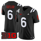 Black / Trae Taylor / S