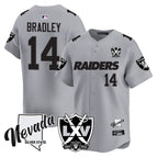 Carter Bradley - 14 / Silver / S